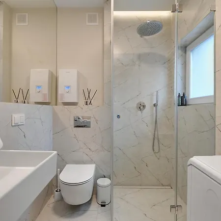 Old Town Sieroca By Downtown Apartment